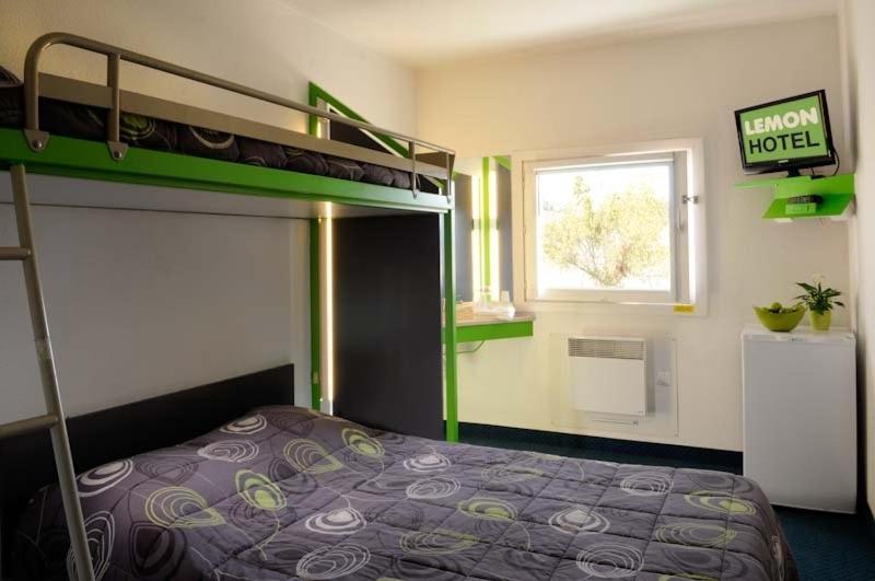 Lemon Hotel Tarascon Ruang foto